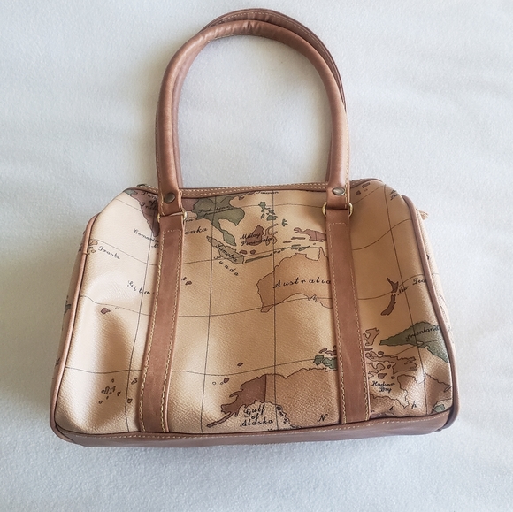 Gitano Handbags - Vintage Gitano World Map Purse